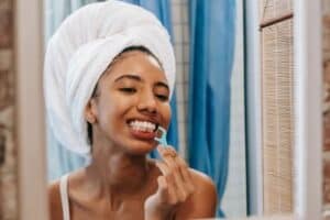 Want Healthy Teeth? The Importance of Flossing